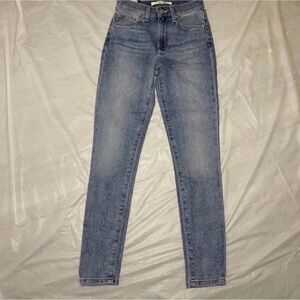Joe's Jeans High Rise Skinny
Ankle Jeans Size 24